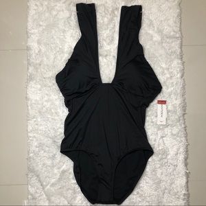NWT Jantzen Women’s swim suite one piece